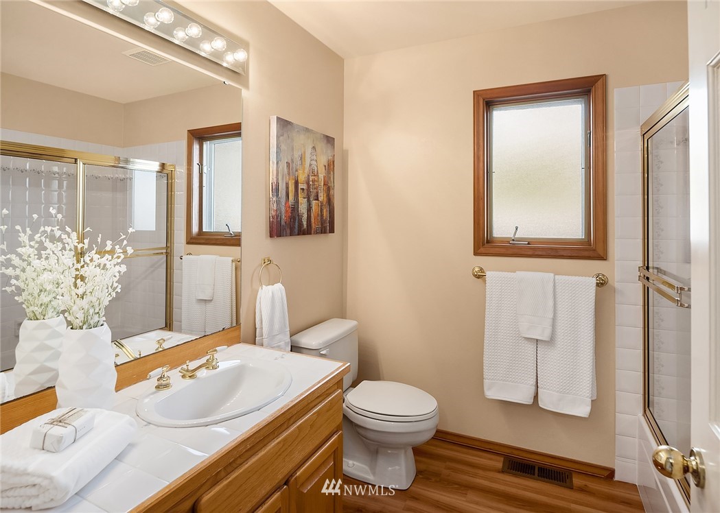 9221 190th Street Southwest Edmonds, WA 98020 - Photo 19 of 39 Gallery Image 19