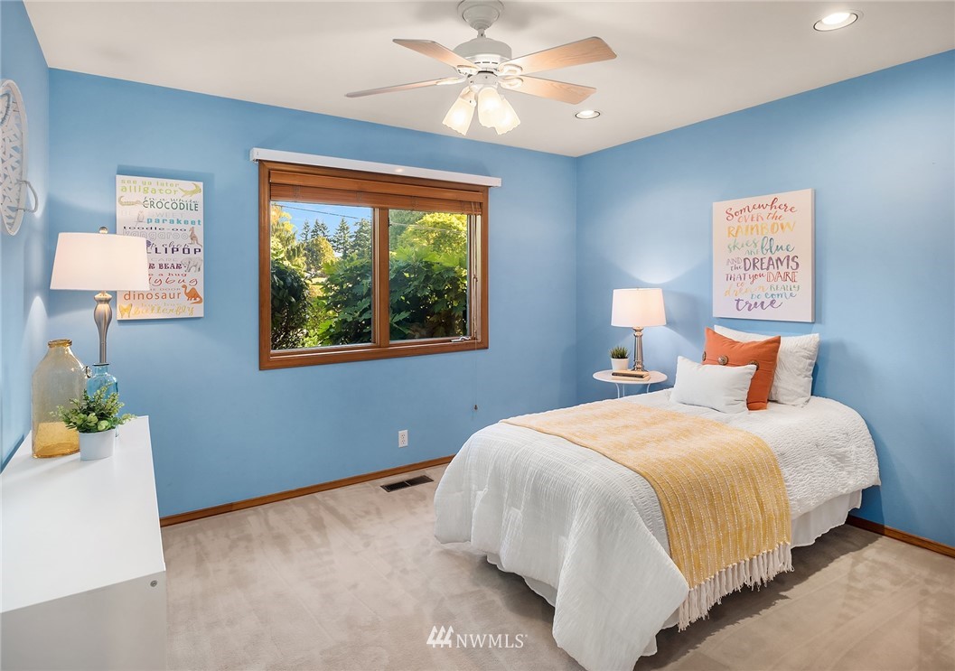 9221 190th Street Southwest Edmonds, WA 98020 - Photo 20 of 39 Gallery Image 20