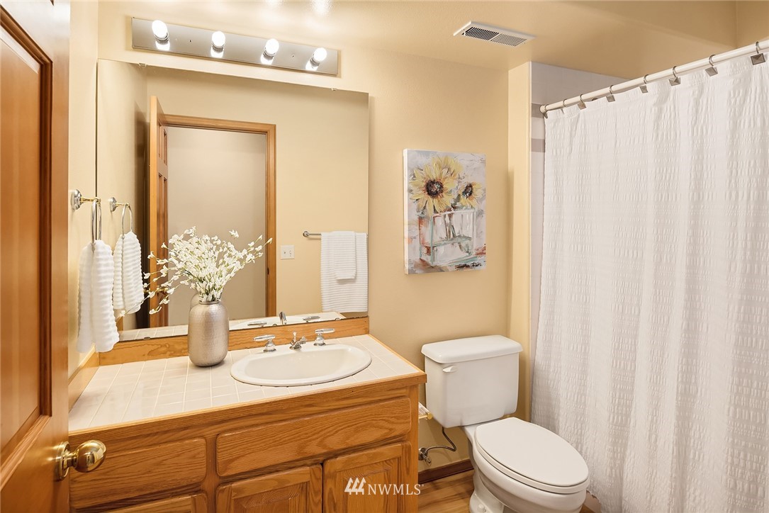 9221 190th Street Southwest Edmonds, WA 98020 - Photo 32 of 39 Gallery Image 32