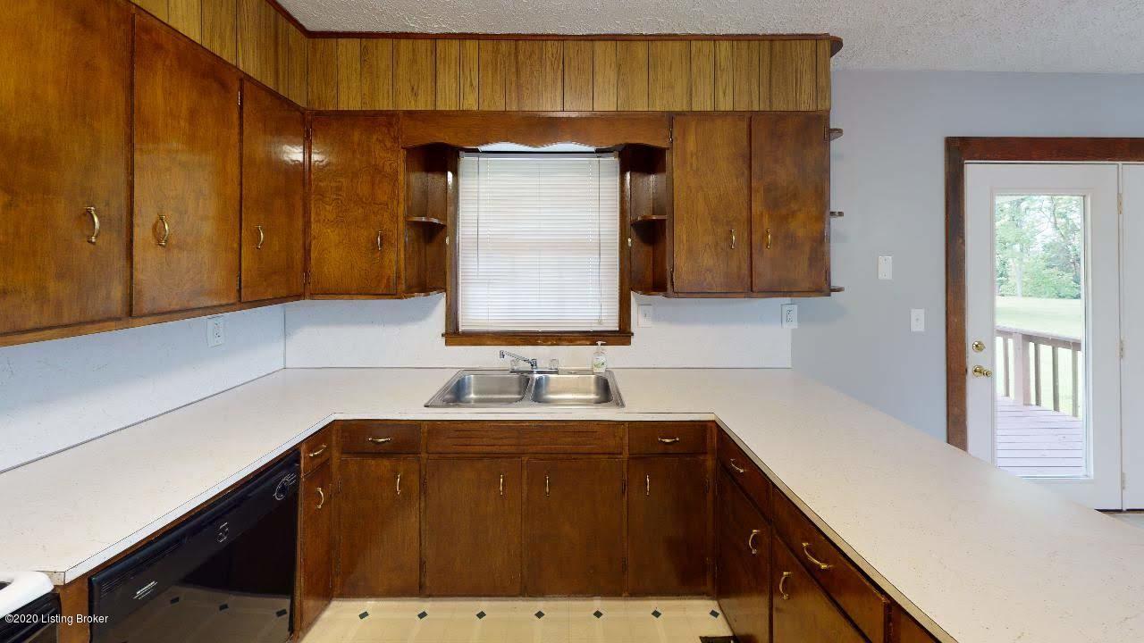 84 Meadowview Estates Road Clarkson, KY 42726 - Photo 37 of 43 84-Meadowview-Kitchen(1)