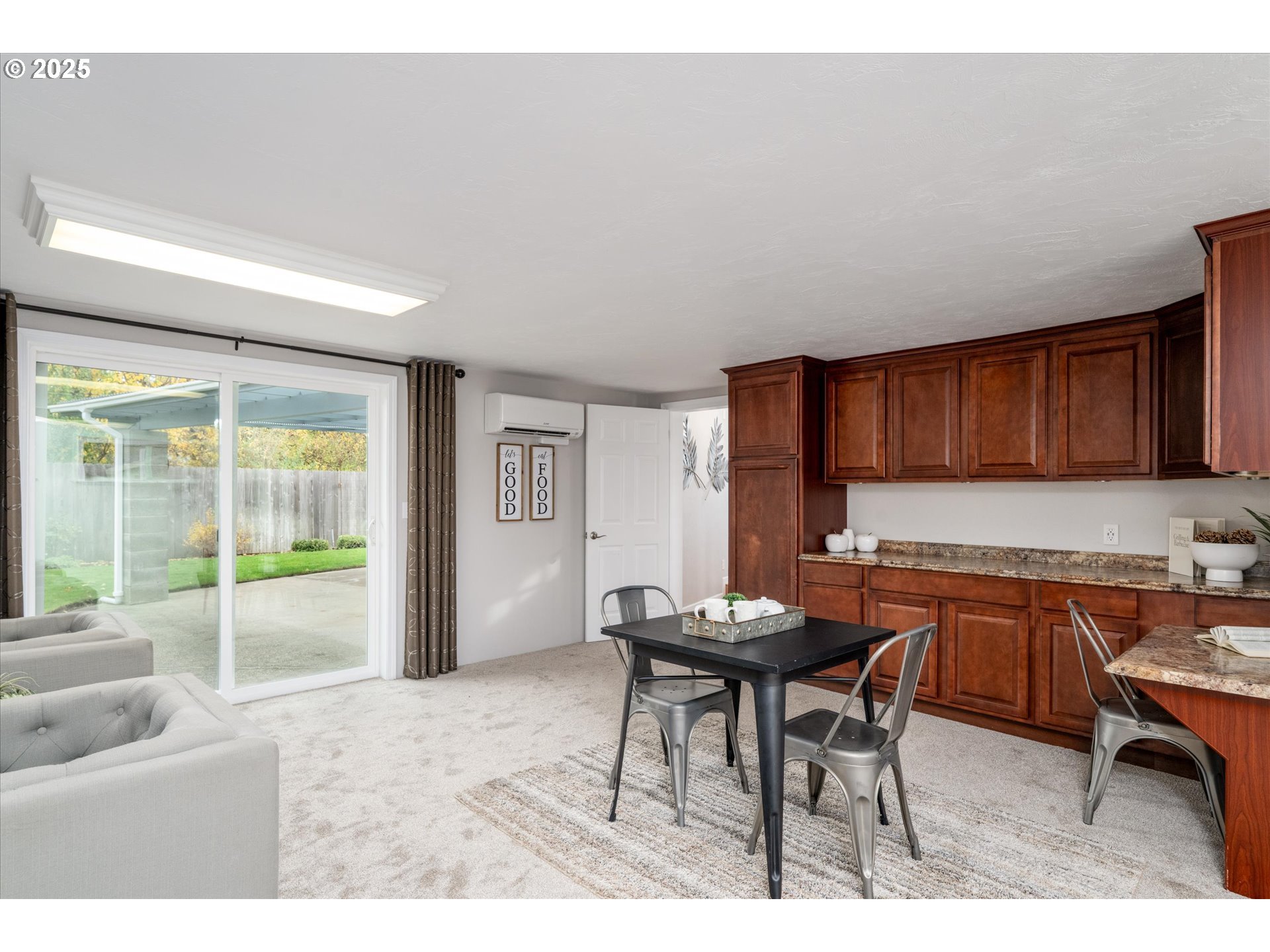 1637 Larkspur Loop Eugene, OR 97401 - Photo 23 of 48 Bonus Room