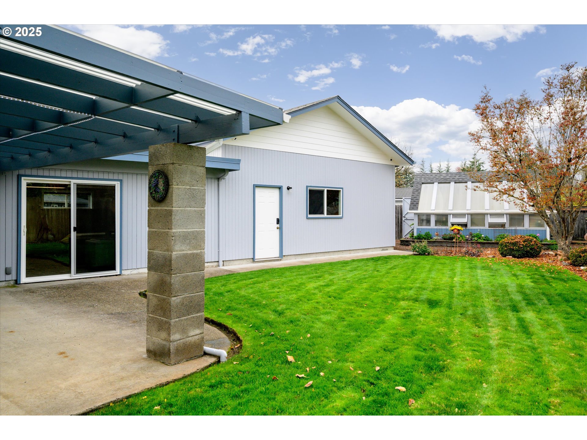 1637 Larkspur Loop Eugene, OR 97401 - Photo 29 of 48