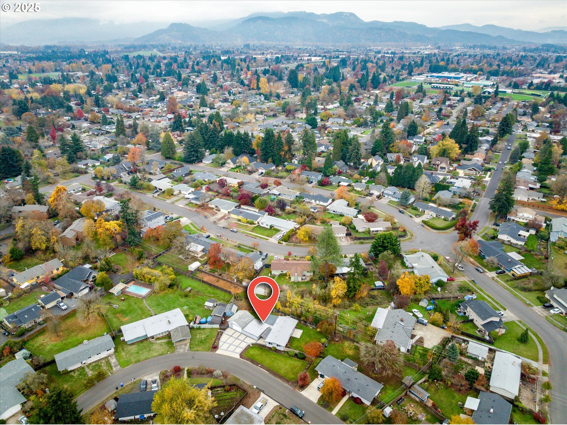 1637 Larkspur Loop Eugene, OR 97401 - Photo 45 of 48