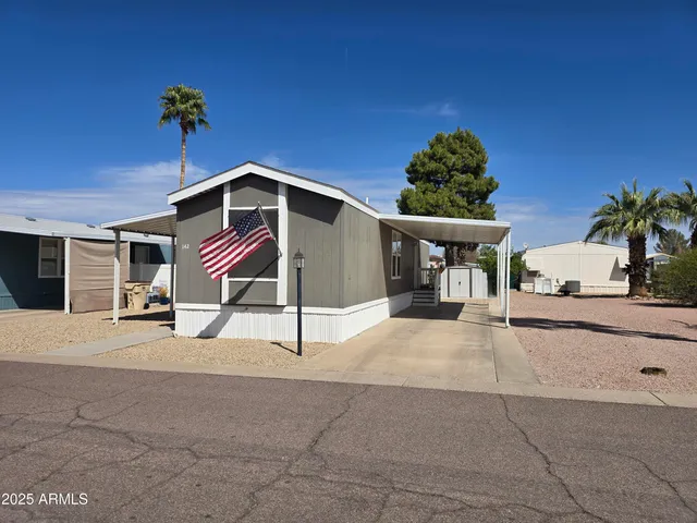 $60,900 | 19802 North 32nd Street, Unit 142, Phoenix, AZ 85050