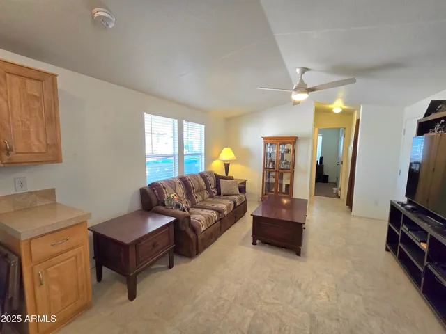 $60,900 | 19802 North 32nd Street, Unit 142, Phoenix, AZ 85050