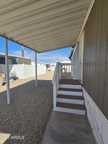 $60,900 | 19802 North 32nd Street, Unit 142, Phoenix, AZ 85050