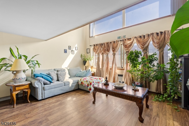 40 Fayette Street, Unit 26 Perth Amboy, NJ 08861 - Photo 6 of 20
