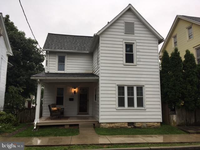 123 East New Street Lititz, PA 17543 - Photo 1 of 51