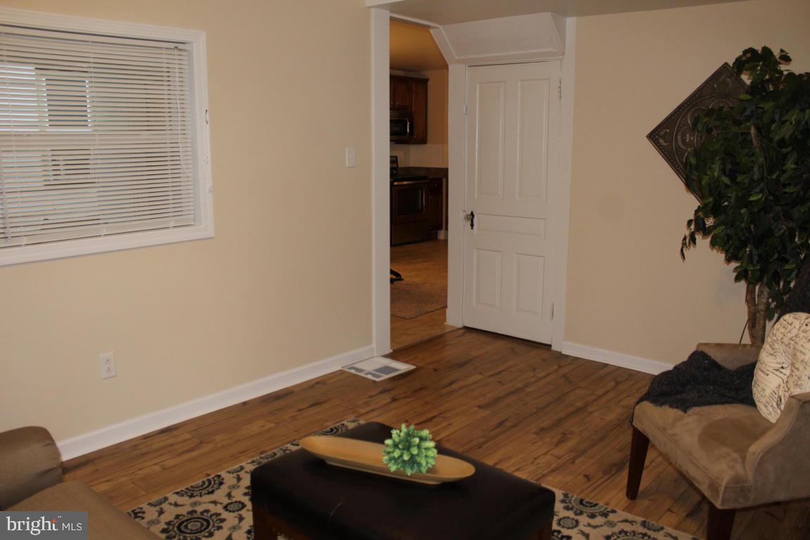 123 East New Street Lititz, PA 17543 - Photo 8 of 51