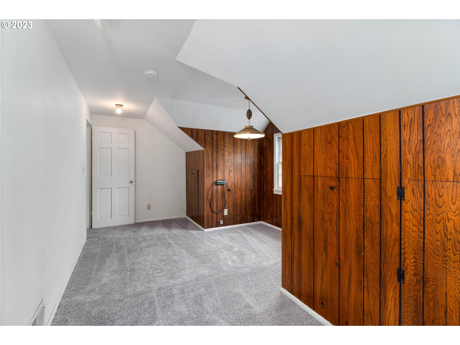 7343 North Foss Avenue Portland, OR 97203 - Photo 19 of 39 a view of an empty room