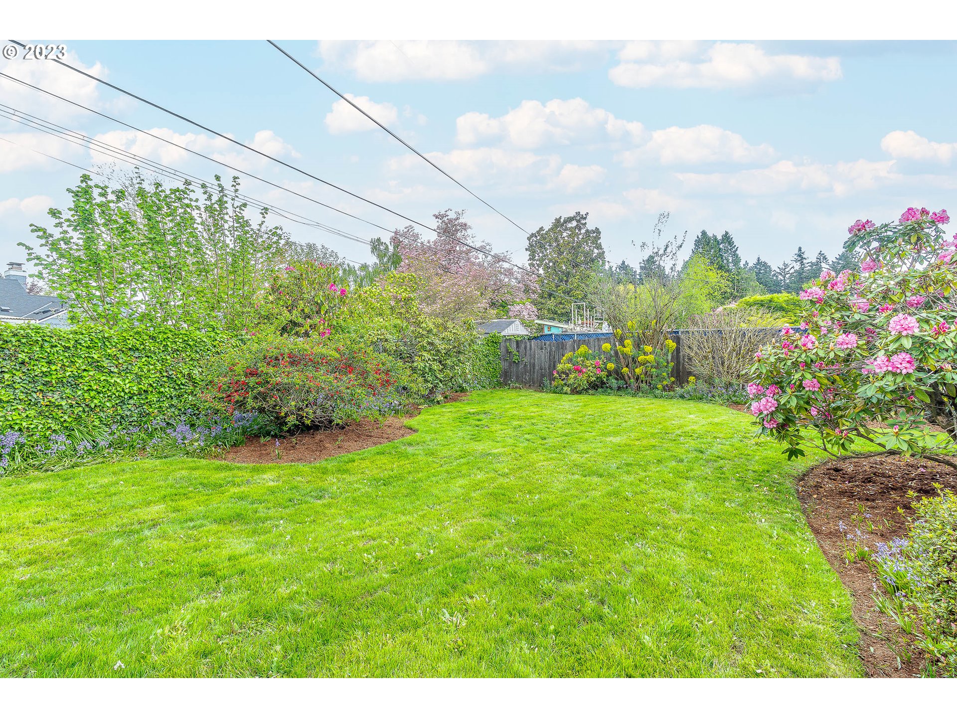 7343 North Foss Avenue Portland, OR 97203 - Photo 34 of 39 a view of yard with swimming pool