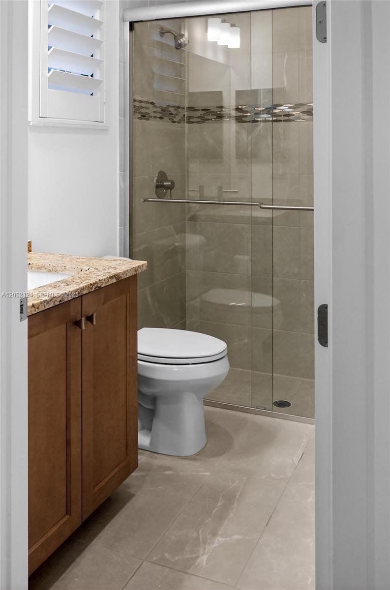 8871 New River Falls Road Boca Raton, FL 33496 - Photo 23 of 47 Bathroom Bedroom 2