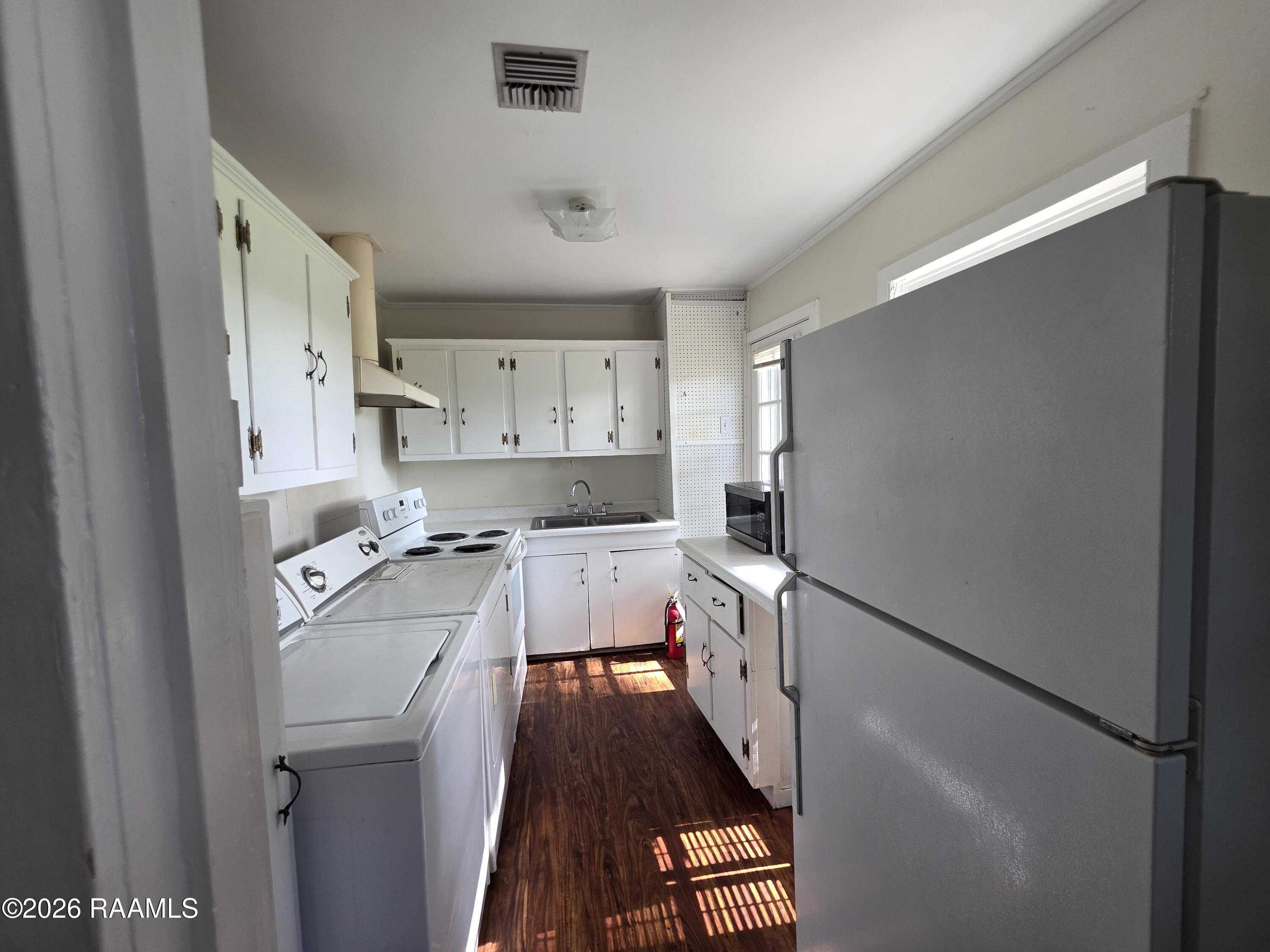 820 Westgate Road Lafayette, LA 70506 - Photo 4 of 13