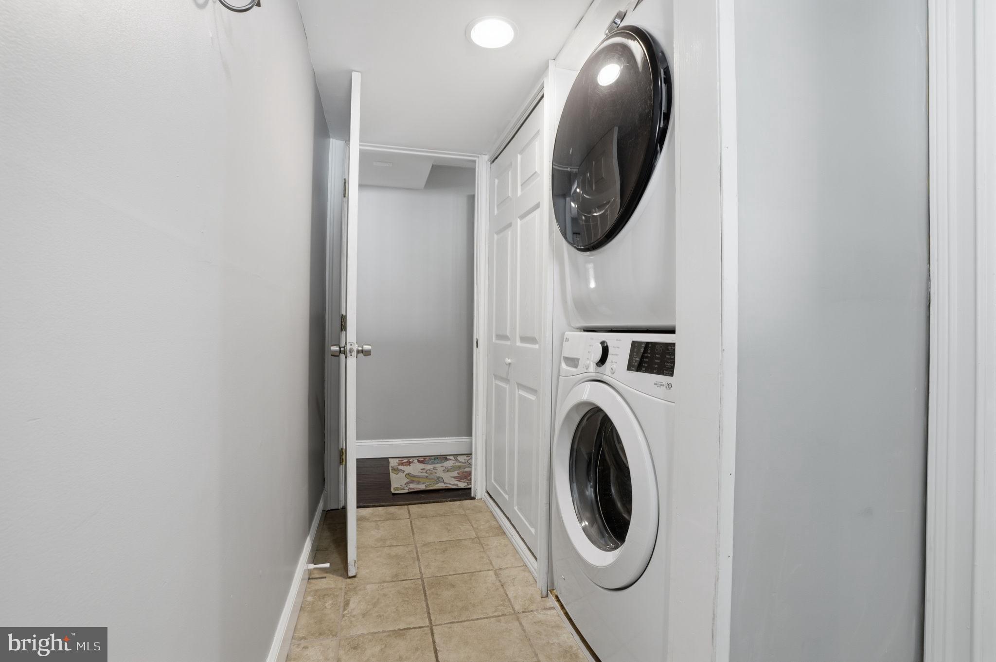 521 Cokesbury Road Annandale, NJ 08801 - Photo 24 of 56 a bathroom with a toilet and a sink
