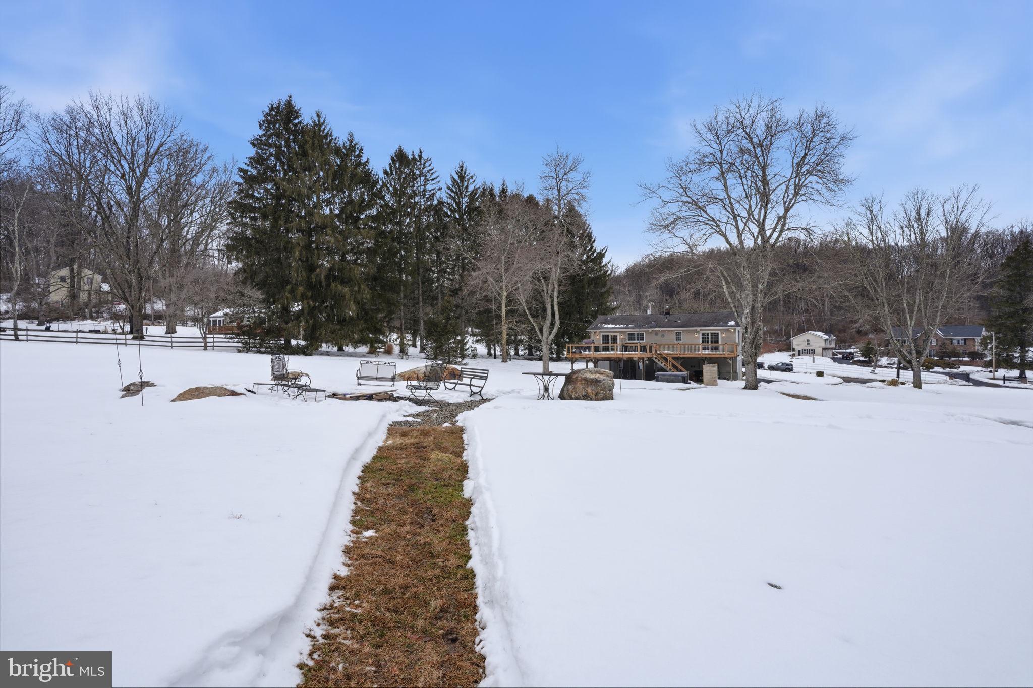 521 Cokesbury Road Annandale, NJ 08801 - Photo 40 of 56 a outdoor space with the view of trees
