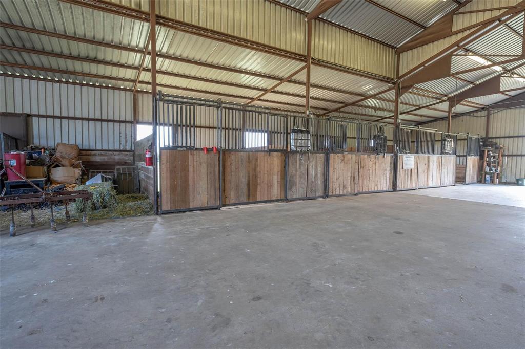 1555 East Blackjack Road East Pilot Point, TX 76258 - Photo 28 of 38 Gallery Image 28