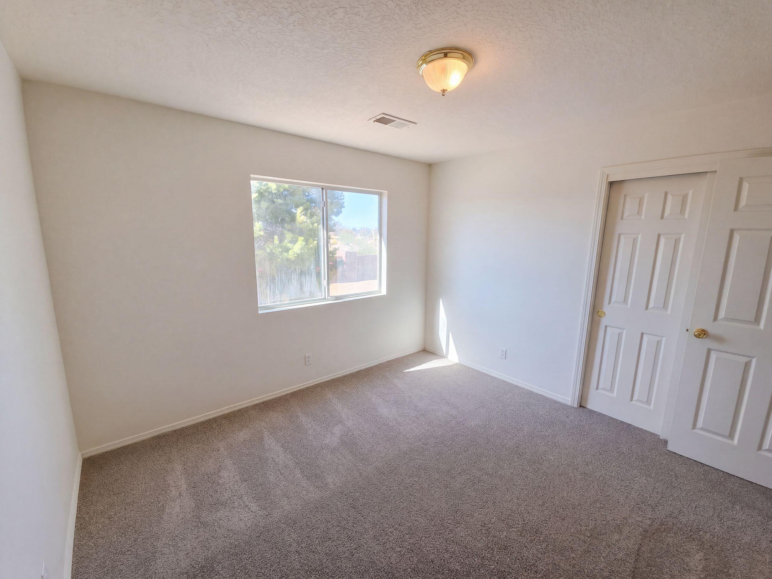 5051 27th Avenue Northeast Rio Rancho, NM 87144 - Photo 9 of 17 Gallery Image 9