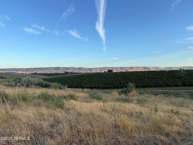 a view of mountain with lake view