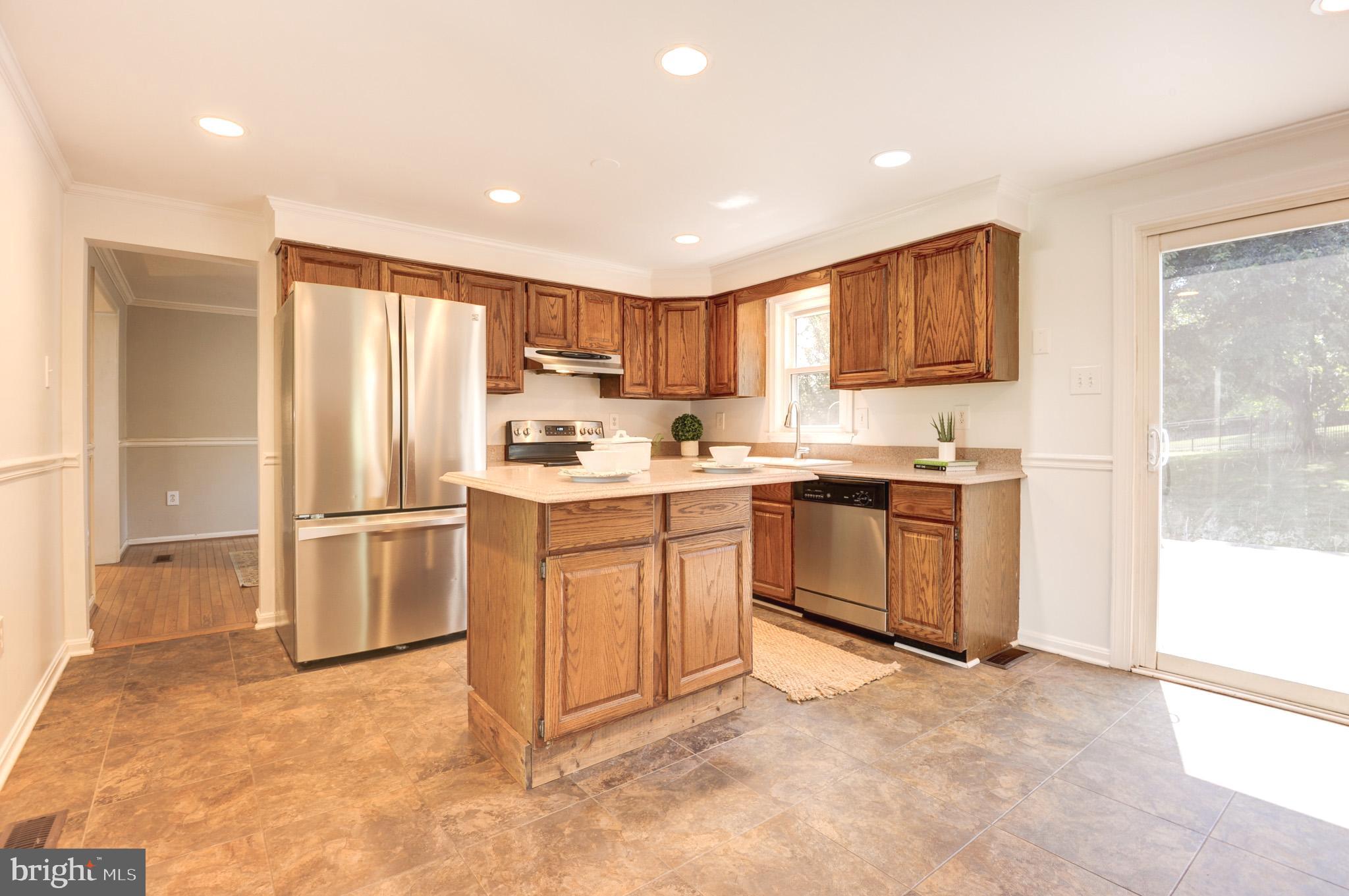 23124 Watson Road Leesburg, VA 20175 - Photo 15 of 57 Gallery Image 15