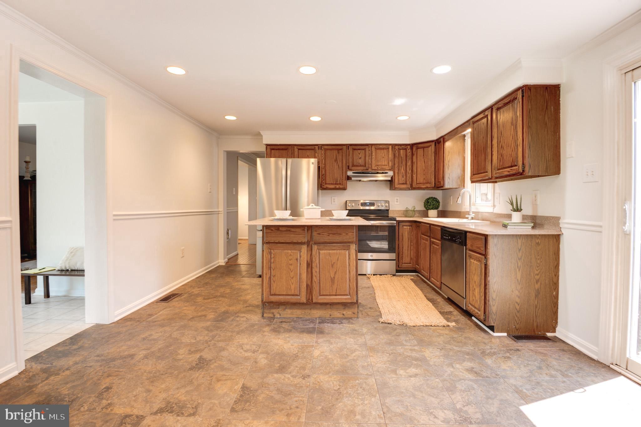 23124 Watson Road Leesburg, VA 20175 - Photo 16 of 57 Gallery Image 16