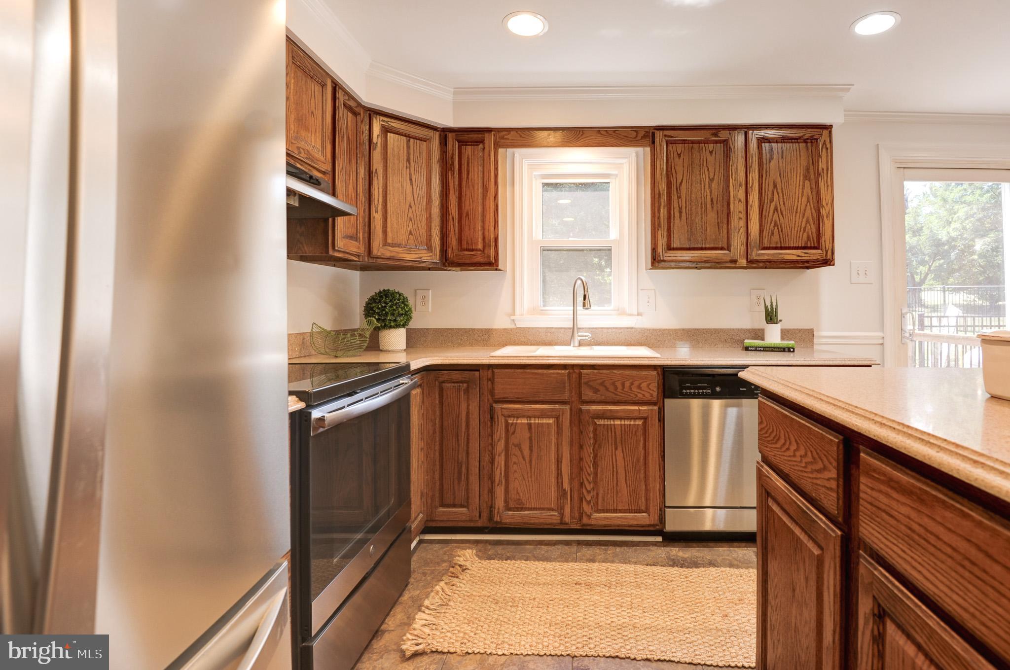 23124 Watson Road Leesburg, VA 20175 - Photo 18 of 57 Stainless Steel Appliances