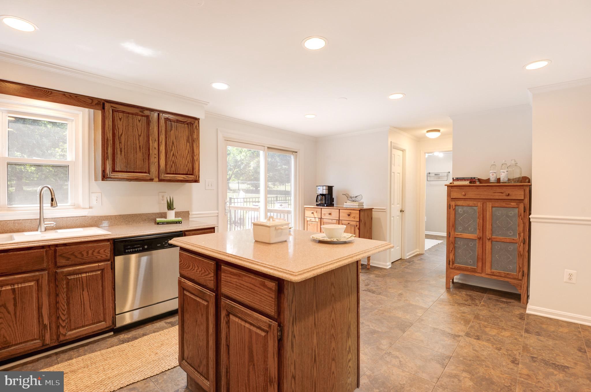 23124 Watson Road Leesburg, VA 20175 - Photo 19 of 57 Gallery Image 19