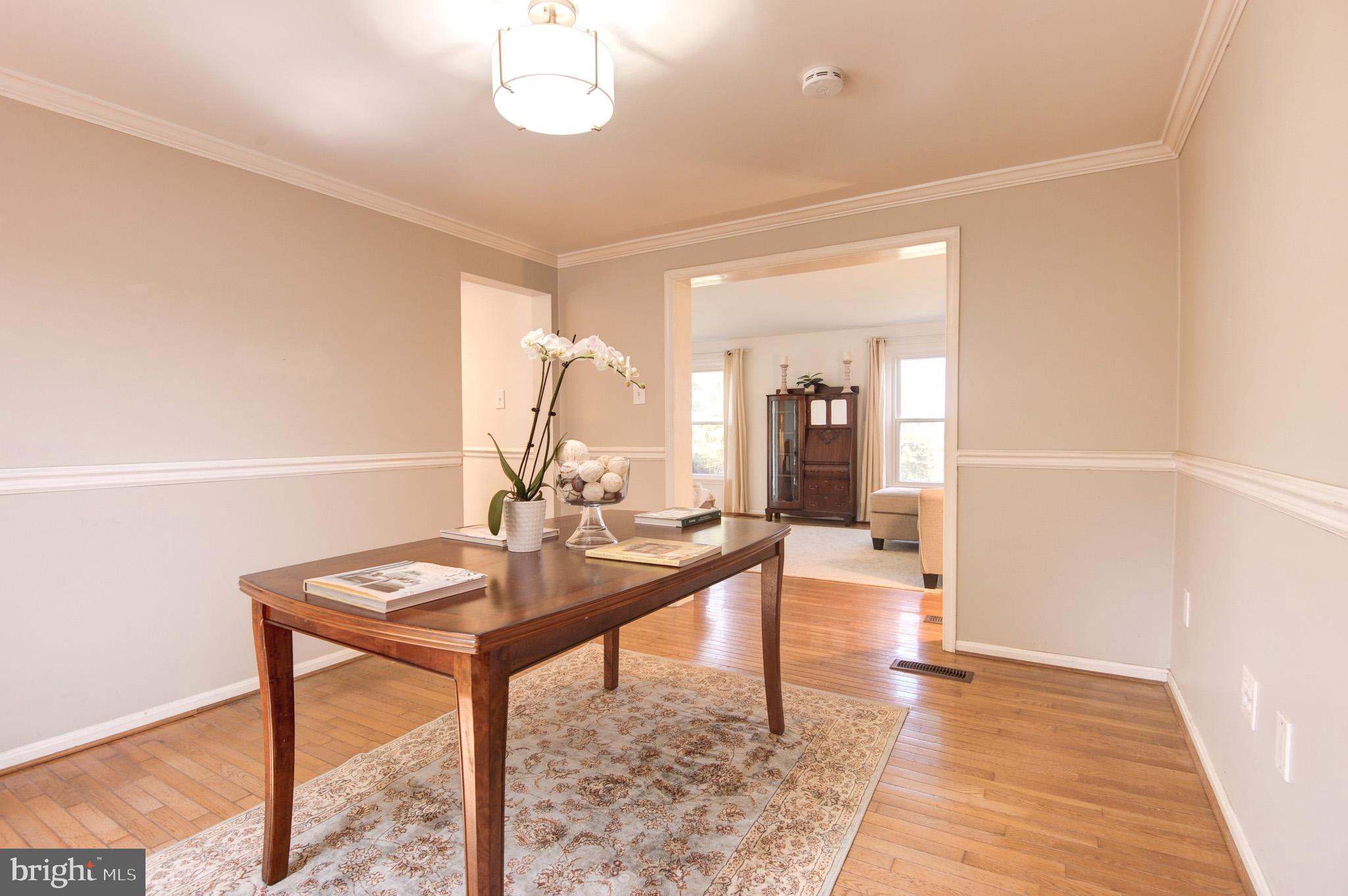 23124 Watson Road Leesburg, VA 20175 - Photo 25 of 57 Dining Room