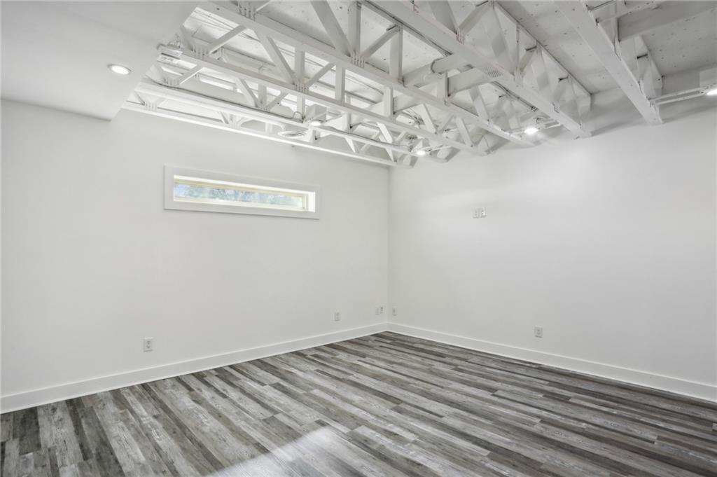 21 Skyline Way Atlanta, GA 30307 - Photo 14 of 52