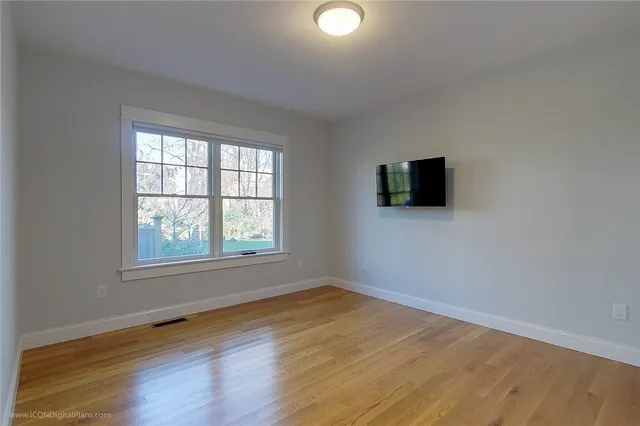 $5,000 | 2 Katzman Place, Newport, RI 02840