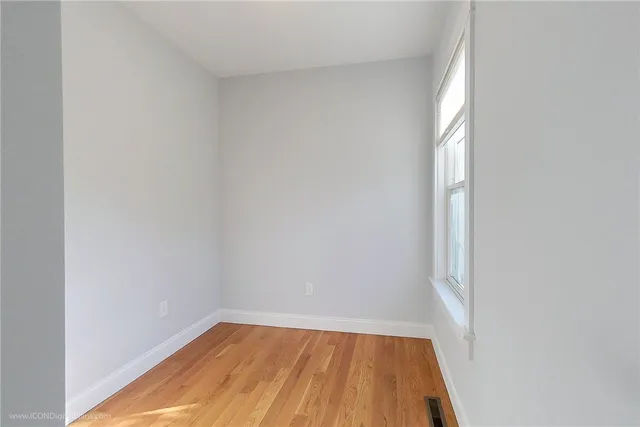 $5,000 | 2 Katzman Place, Newport, RI 02840