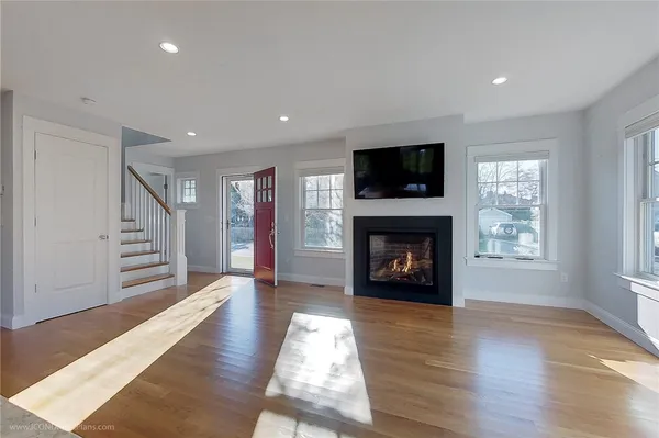 $5,000 | 2 Katzman Place, Newport, RI 02840