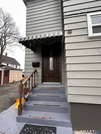 $1,500 | 569 Burritt Street, New Britain, CT 06053