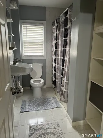 $1,500 | 569 Burritt Street, New Britain, CT 06053