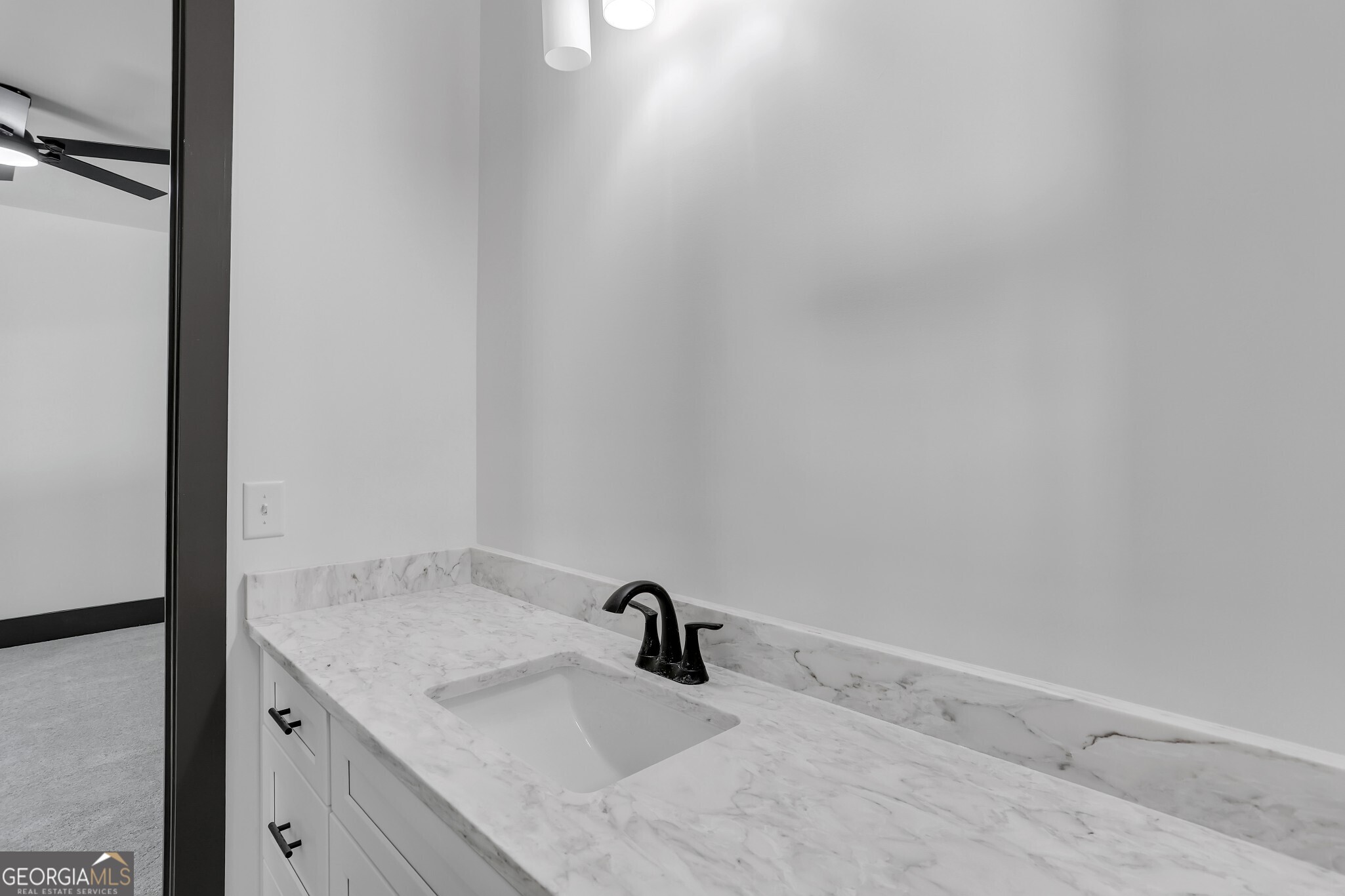 2043 Fischer Road Sharpsburg, GA 30277 - Photo 26 of 52 Main Level guest Bathroom