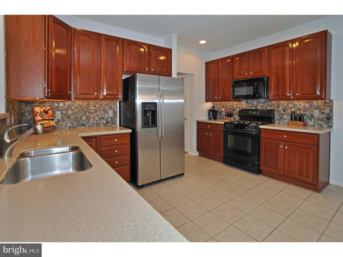 260 Barnhill Road Perkasie, PA 18944 - Photo 4 of 25 Kitchen