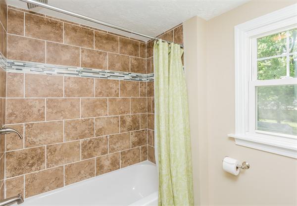 104 Roy Street Springfield, MA 01104 - Photo 29 of 30 a bathroom with a shower