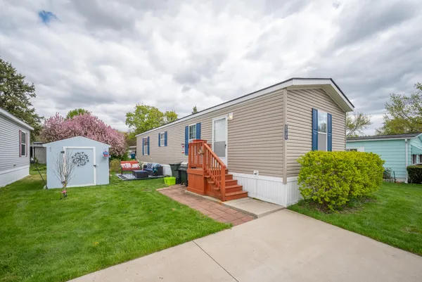 $1,400 | 183 Flicker Street, Rochester Hills, MI 48309
