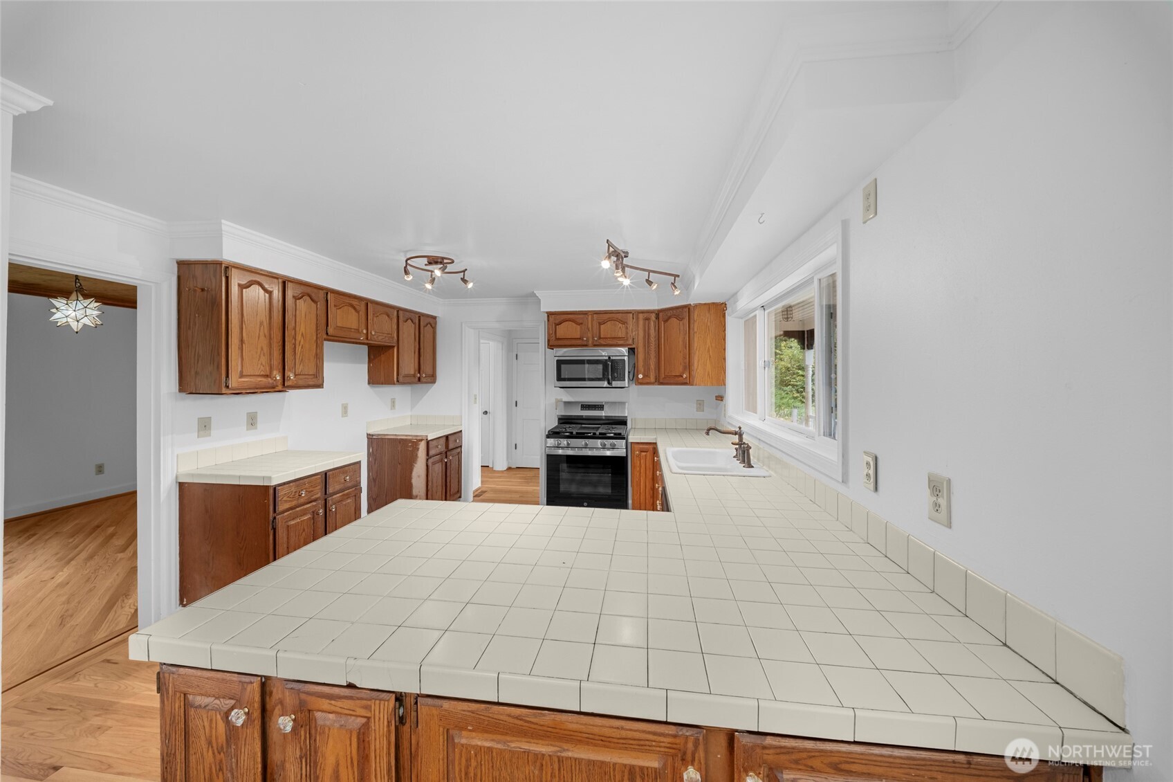 4844 Ruddell Road Southeast Lacey, WA 98503 - Photo 10 of 39 Gallery Image 10