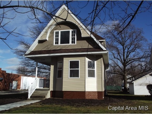 2140 Yale Boulevard Springfield, IL 62703 - Photo 1 of 19