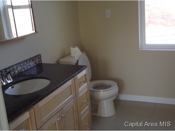 2140 Yale Boulevard Springfield, IL 62703 - Photo 13 of 19