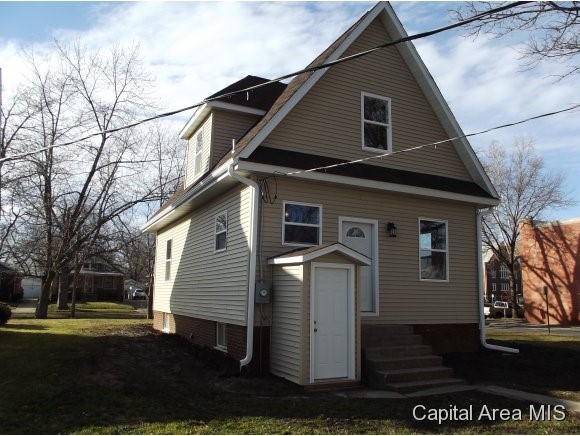 2140 Yale Boulevard Springfield, IL 62703 - Photo 3 of 19