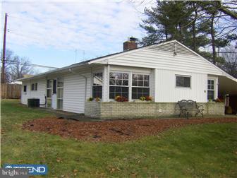 16 Broadleaf Road Levittown, PA 19057 - Photo 1 of 12 View