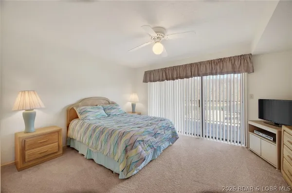 $330,000 | 611 Lazy Days Road, Unit D1, Osage Beach, MO 65065