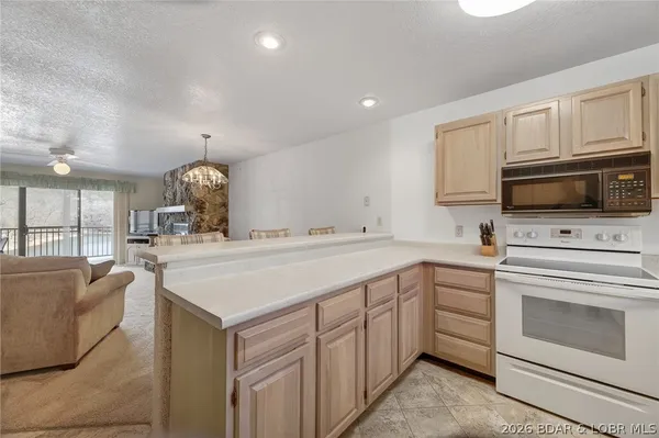 $330,000 | 611 Lazy Days Road, Unit D1, Osage Beach, MO 65065