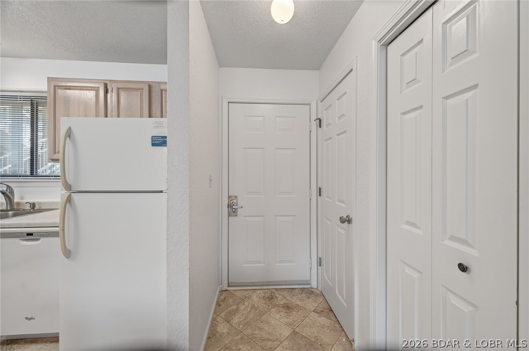 611 Lazy Days Road, Unit D1 Osage Beach, MO 65065 - Photo 10 of 27