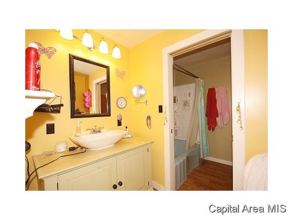 890 North Tower Road Dawson, IL 62520 - Photo 17 of 24 Gallery Image 17