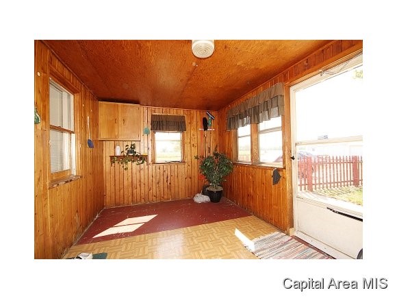 890 North Tower Road Dawson, IL 62520 - Photo 18 of 24 Gallery Image 18