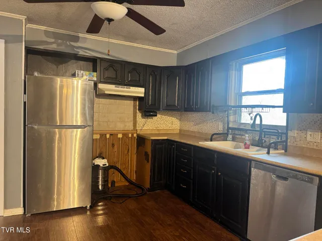 $275,000 | 208 Sycamore Street, Erwin, TN 37650