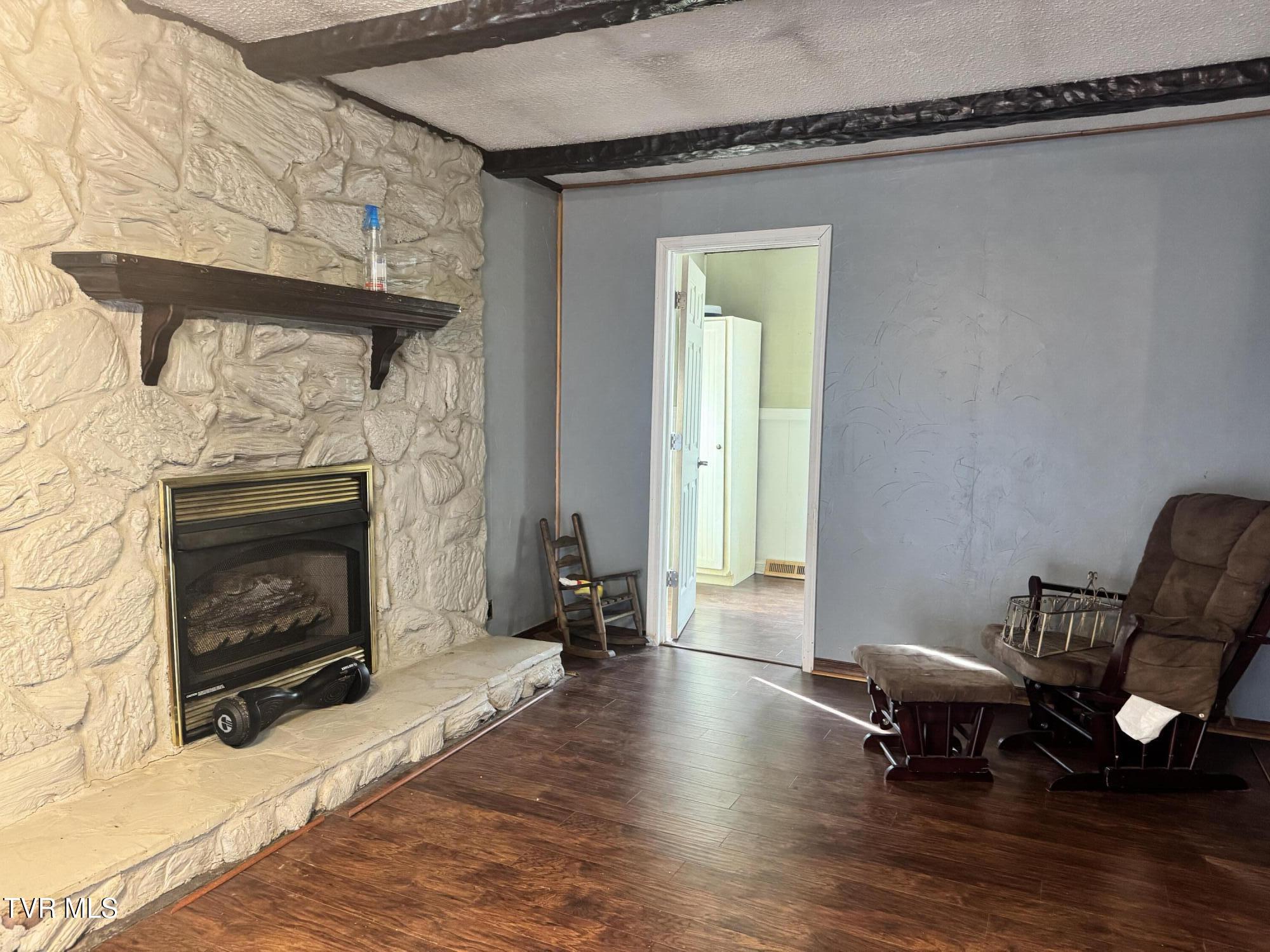 208 Sycamore Street Erwin, TN 37650 - Photo 25 of 48 IMG_5100