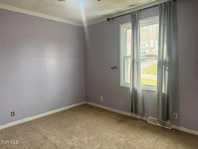 $275,000 | 208 Sycamore Street, Erwin, TN 37650